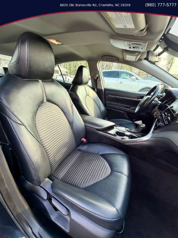 2021 Toyota Camry Image 8