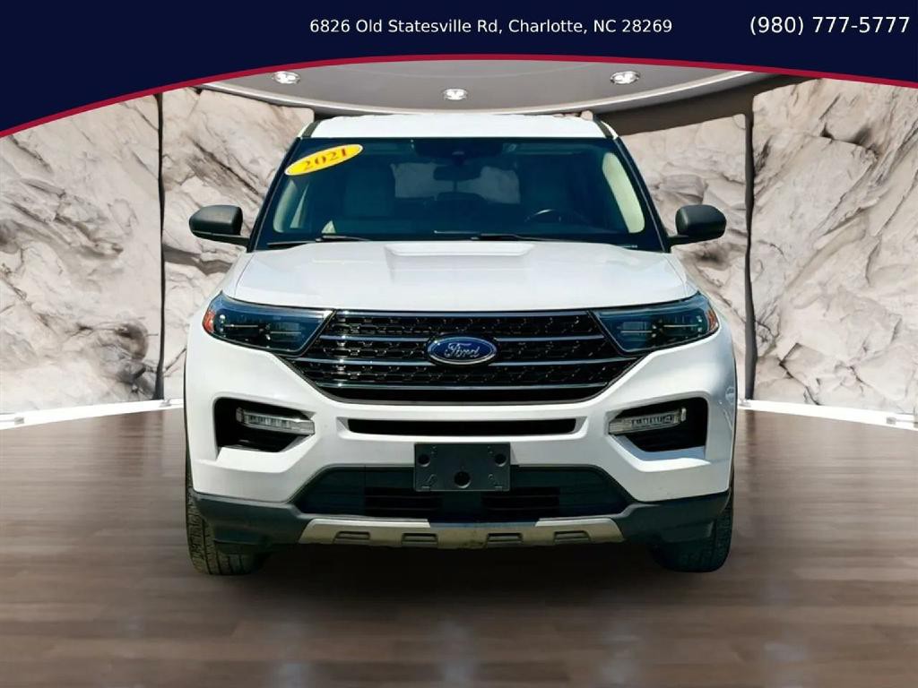 2021 Ford Explorer Image 1