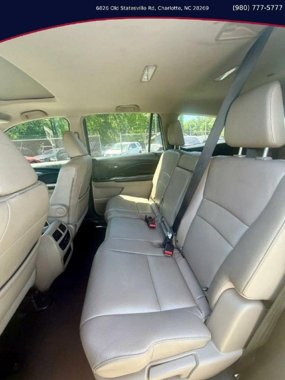 2018 Honda Pilot Image 7
