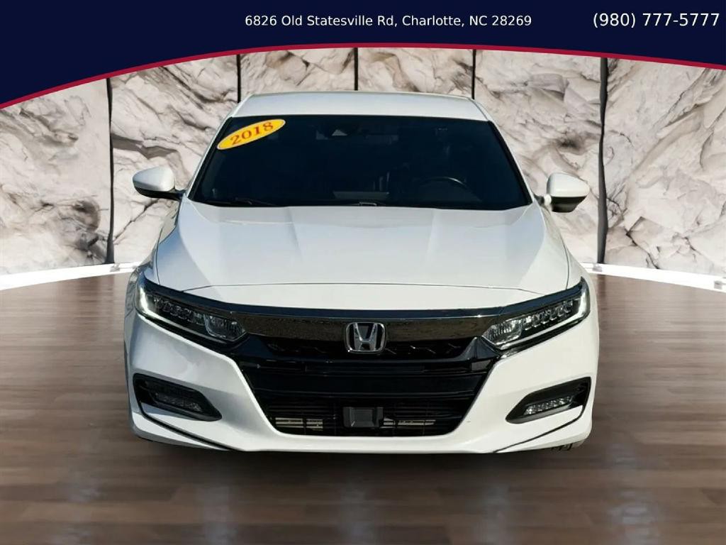 2018 Honda Accord Image 1