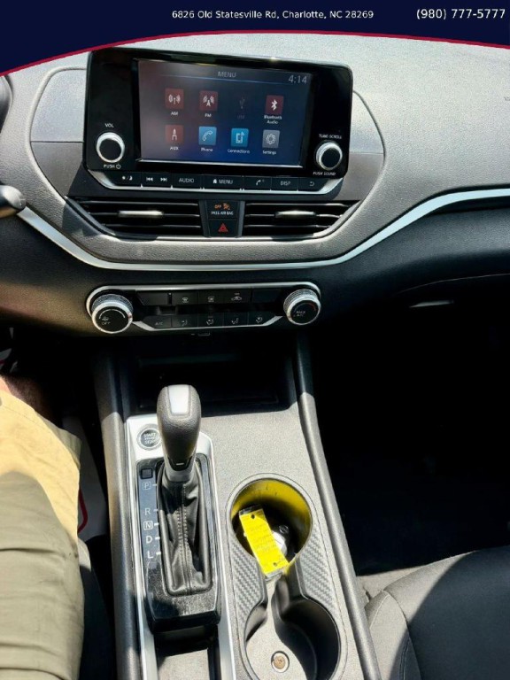 2022 Nissan Altima Image 13