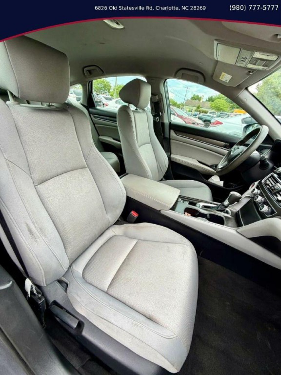 2018 Honda Accord Image 9