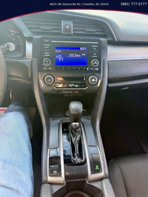 2017 Honda Civic Image 10