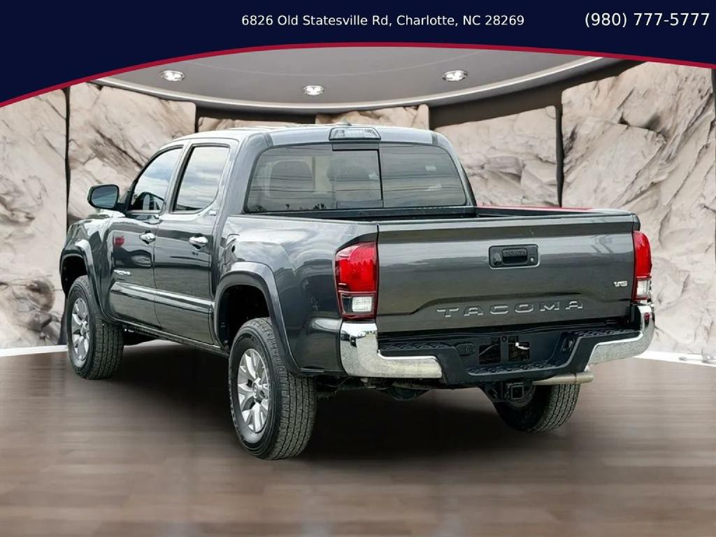 2018 Toyota Tacoma Image 4
