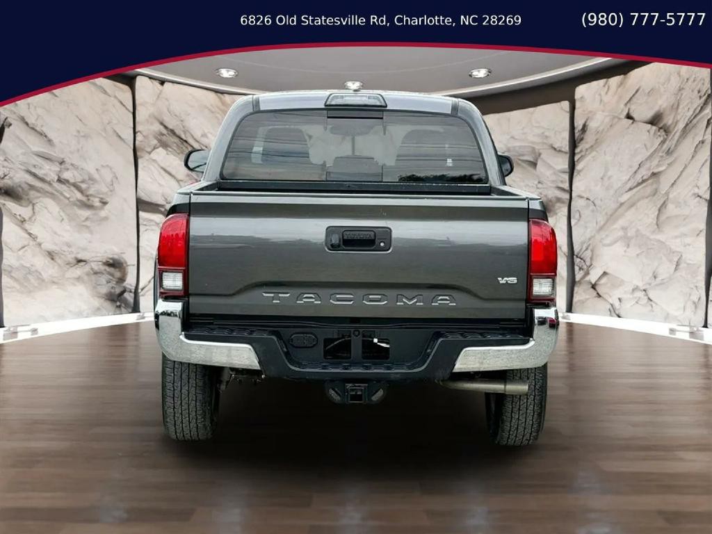2018 Toyota Tacoma Image 5