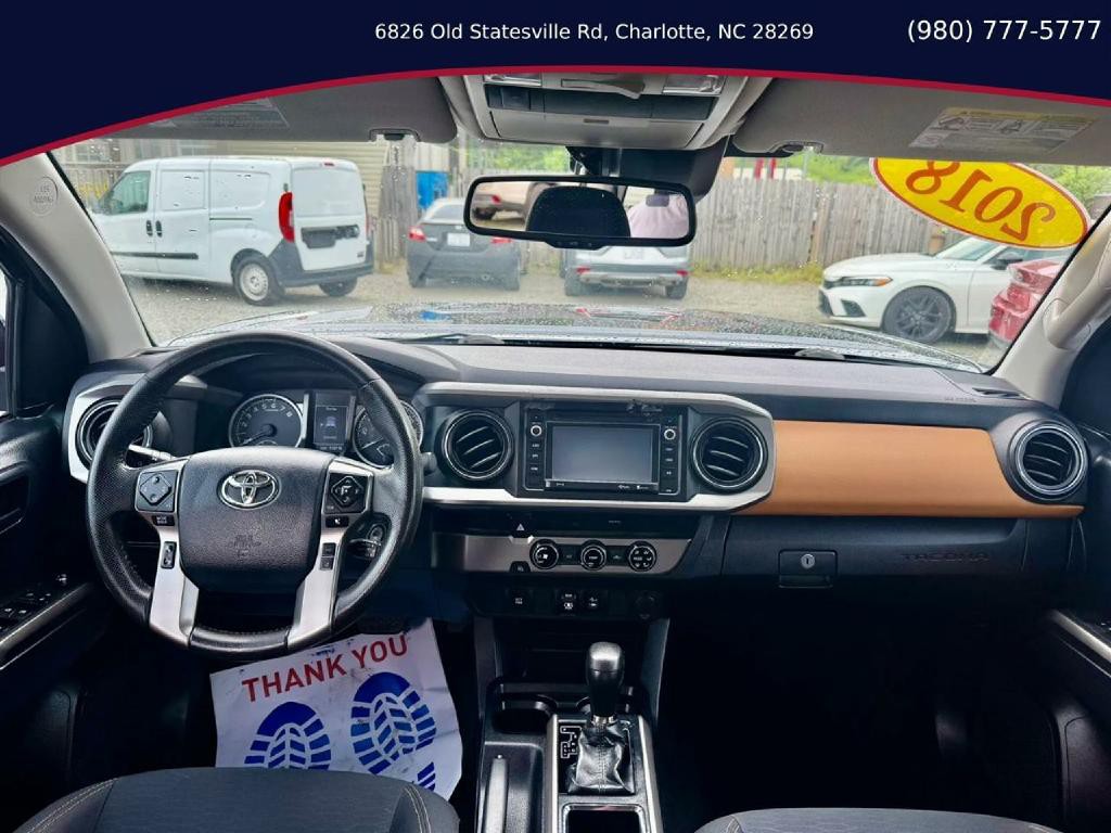 2018 Toyota Tacoma Image 10