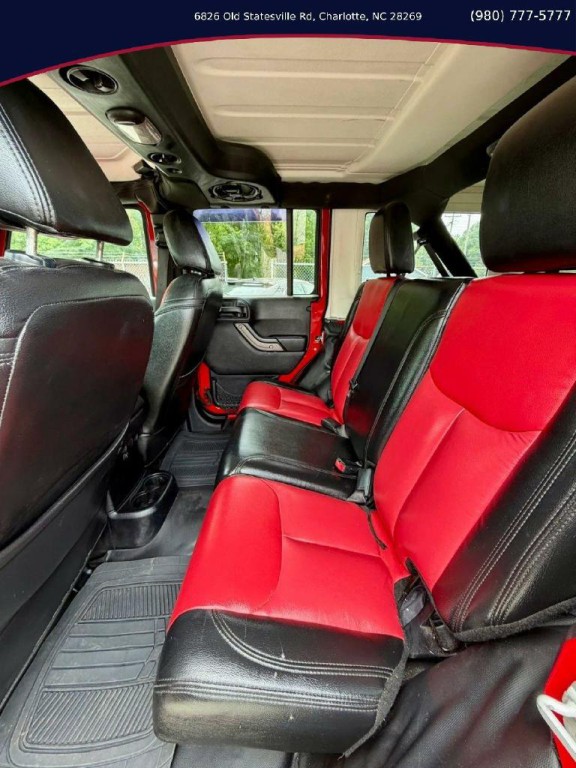 2014 Jeep Wrangler Image 8