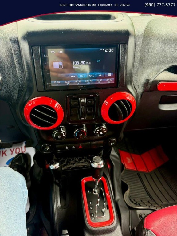2014 Jeep Wrangler Image 11