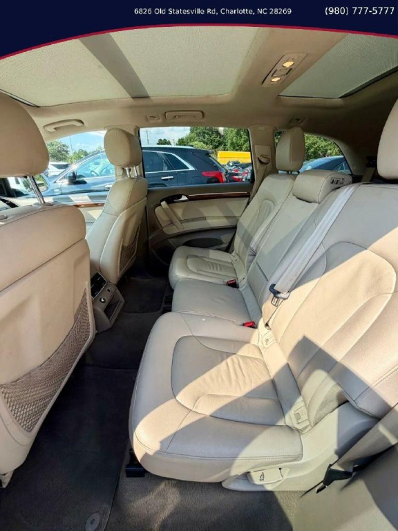 2015 Audi Q7 Image 8