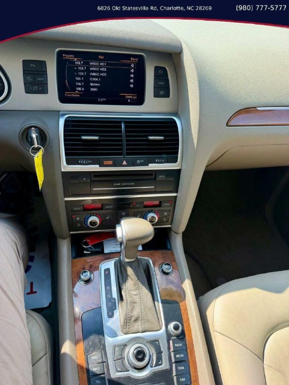 2015 Audi Q7 Image 13