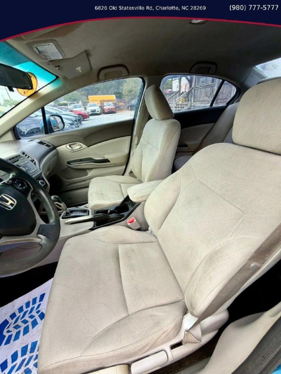 2012 Honda Civic Image 8