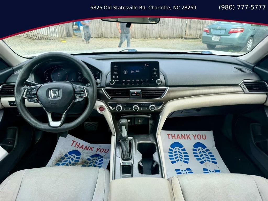 2019 Honda Accord Image 10