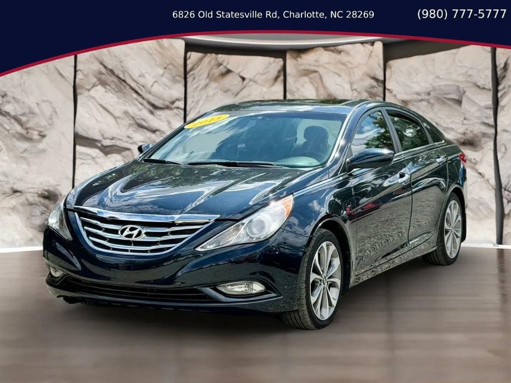 2013 Hyundai Sonata Image 3