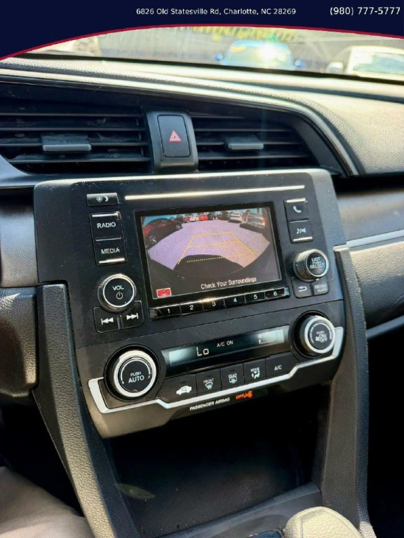 2019 Honda Civic Image 9