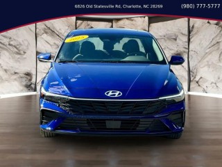 Image for 2025 Hyundai Elantra SEL enience ID: 7705302