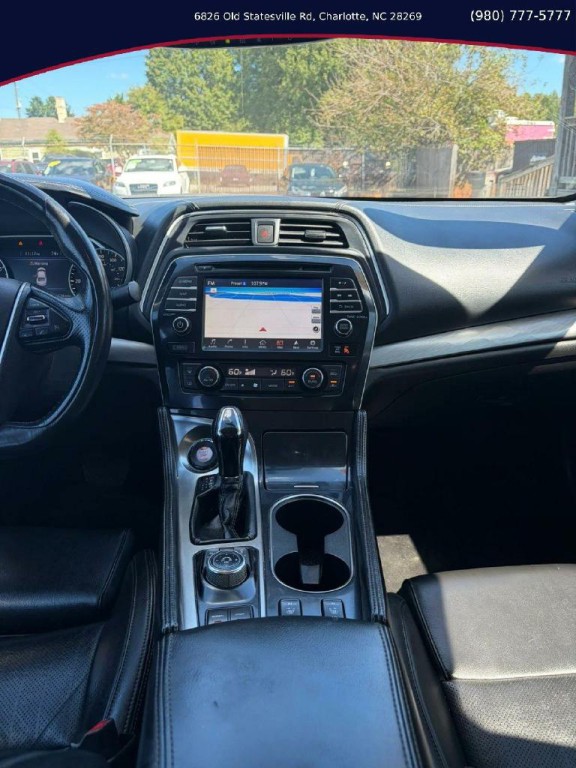 2018 Nissan Maxima Image 10