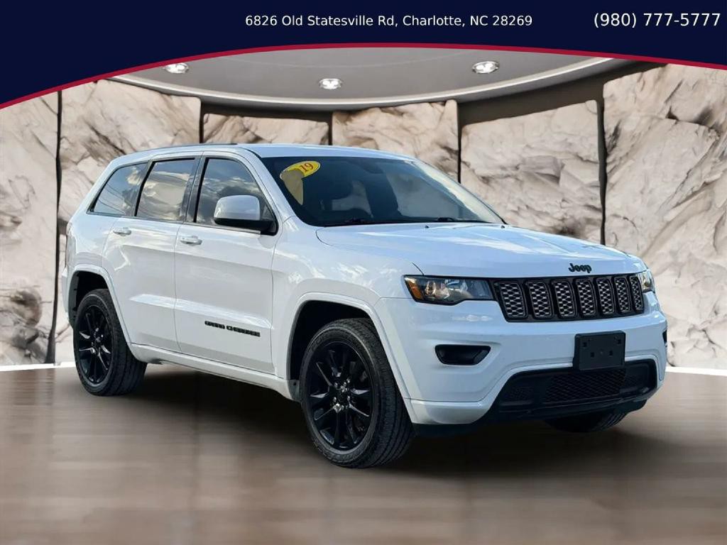 2019 Jeep Grand Cherokee Image 1