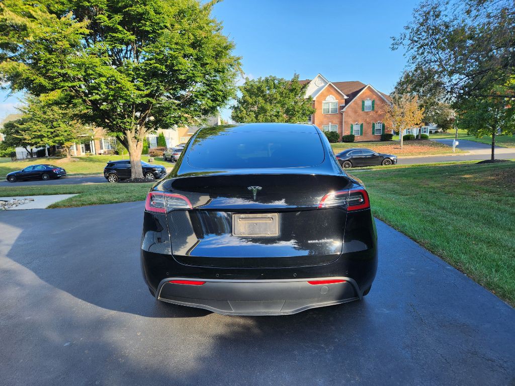 2021 Tesla Model Y Image 2