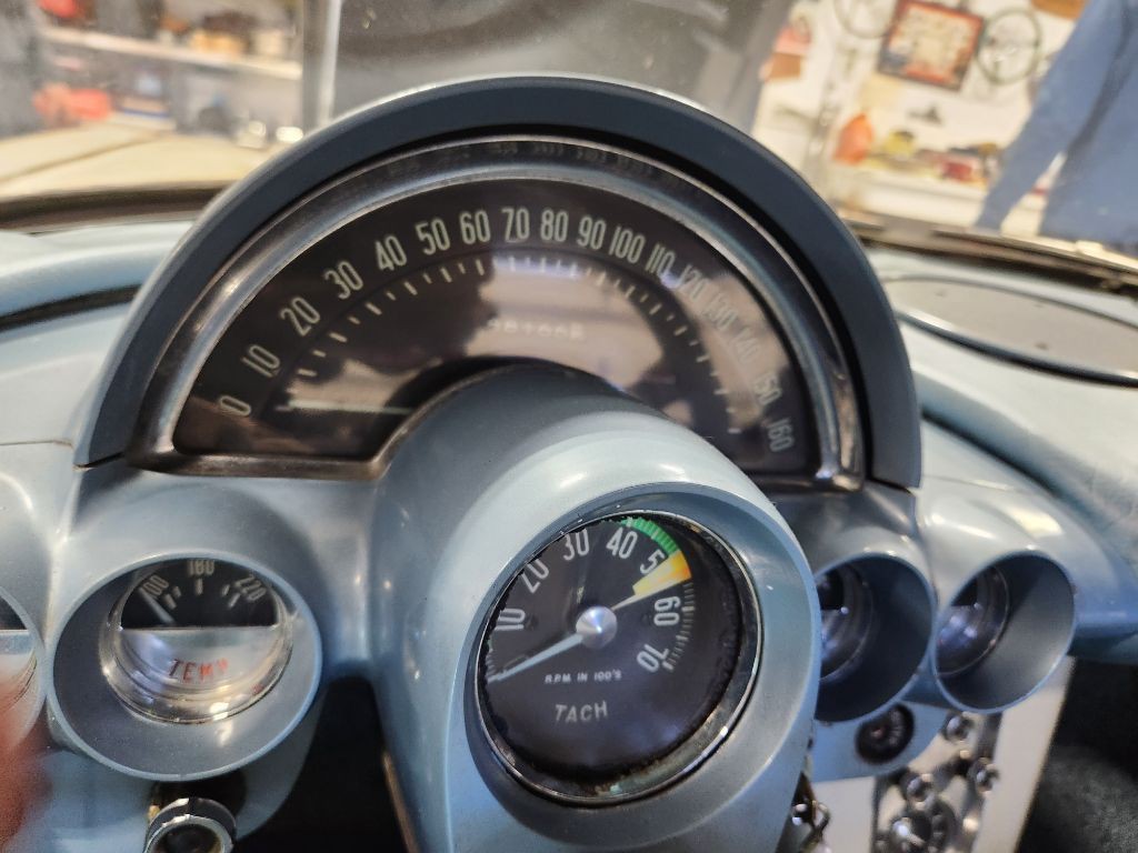 1960 Chevrolet Corvette Image 28