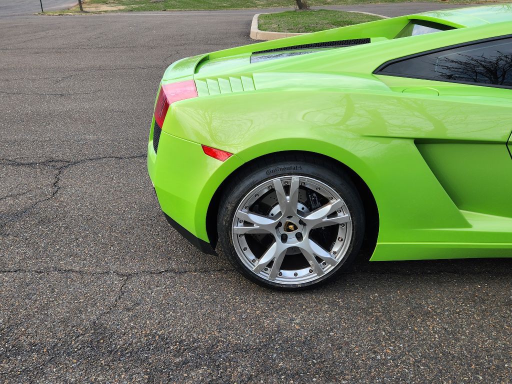2006 Lamborghini Gallardo Image 10