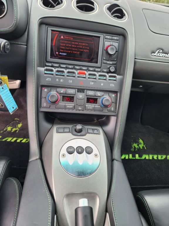 2006 Lamborghini Gallardo Image 17