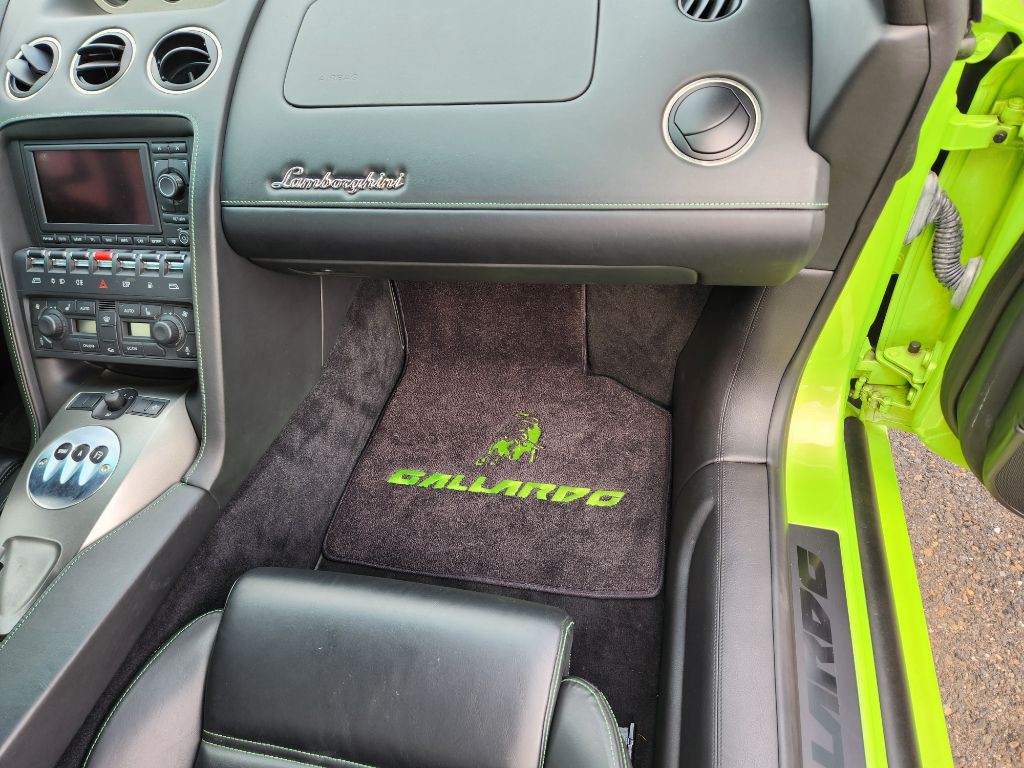 2006 Lamborghini Gallardo Image 22