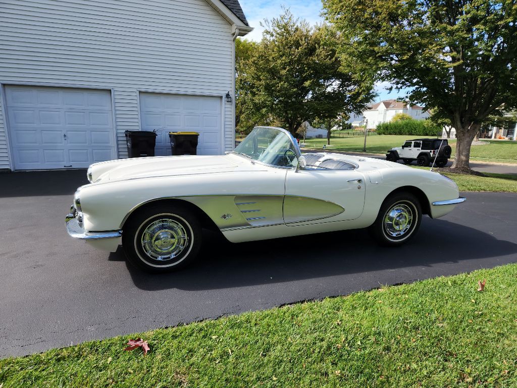 1960 Chevrolet Corvette Image 4