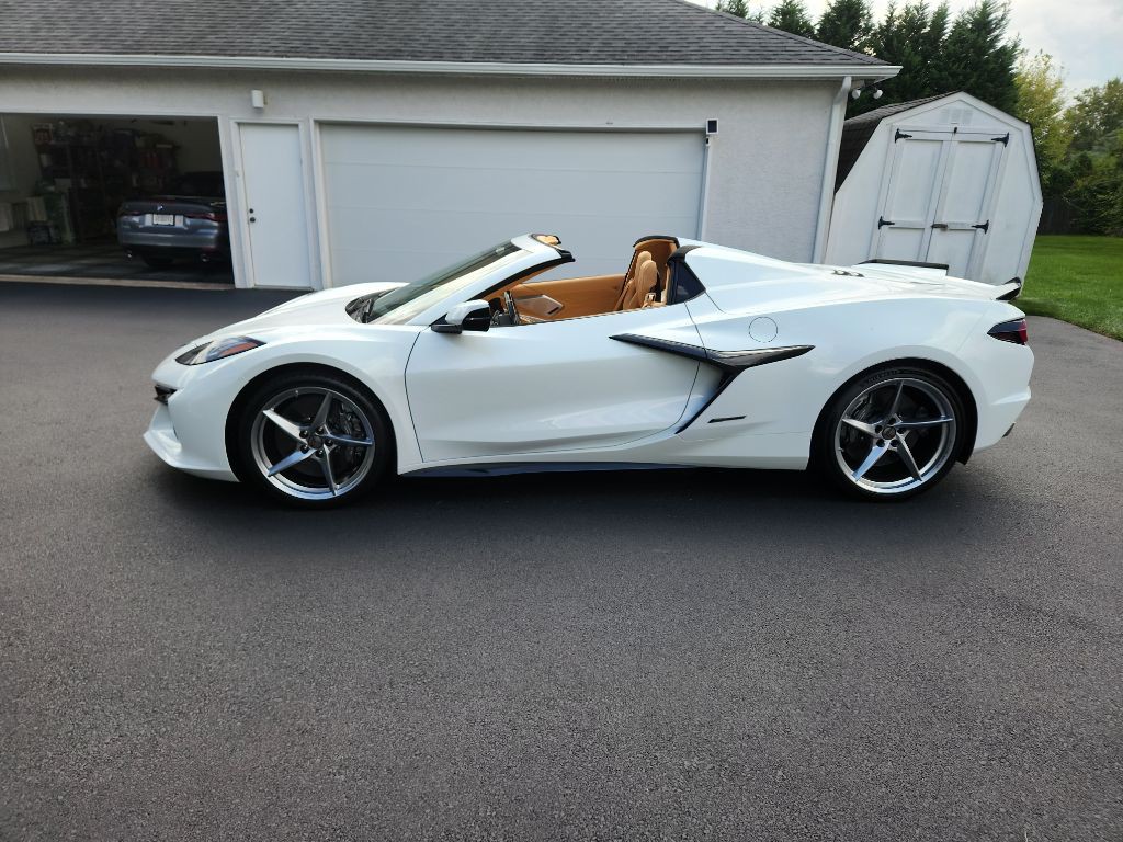 2025 Chevrolet Corvette Image 2
