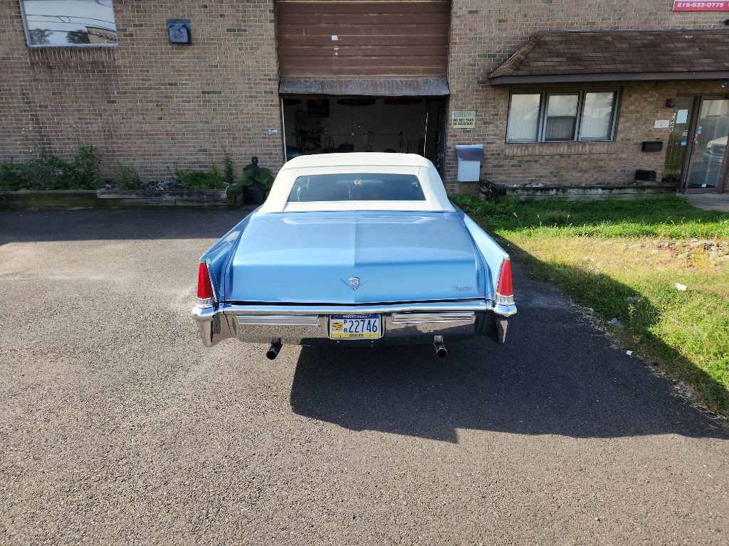 1969 Cadillac DeVille Image 6
