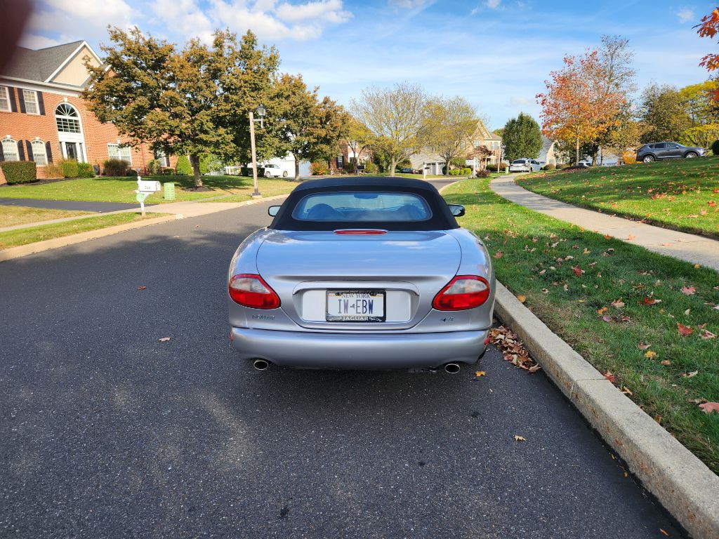 2000 Jaguar XK-Series Image 1