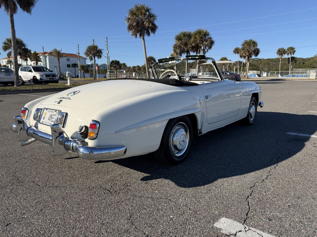 1956 Mercedes-Benz 190SL Image 7