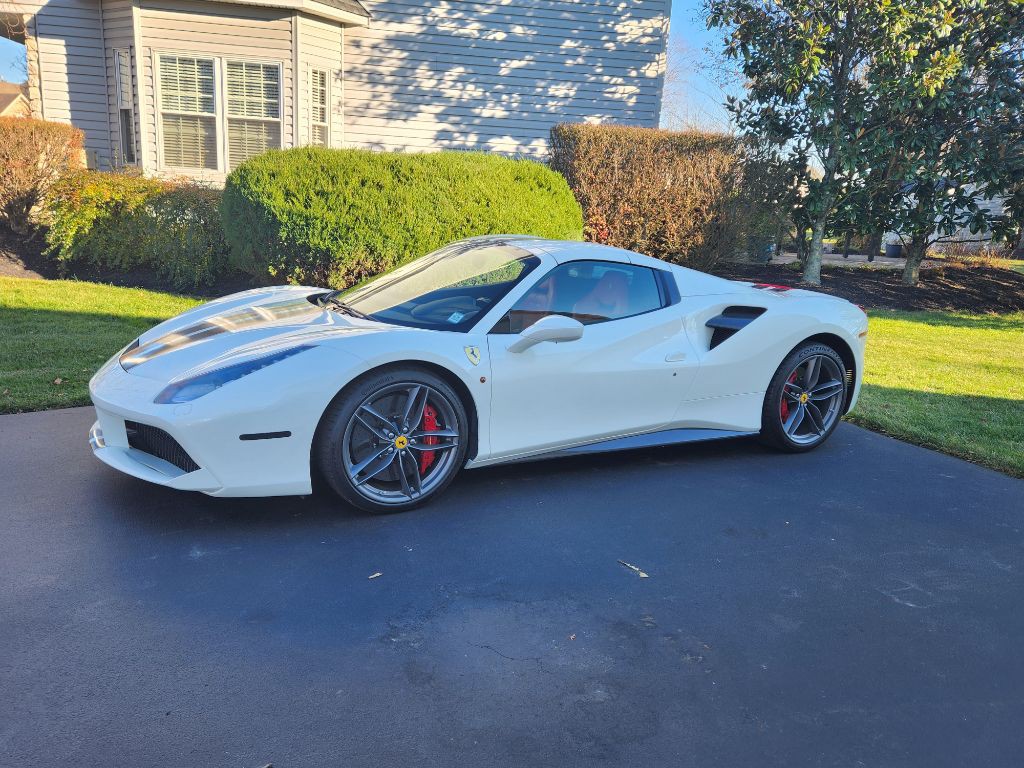 2017 Ferrari 488 Image 3