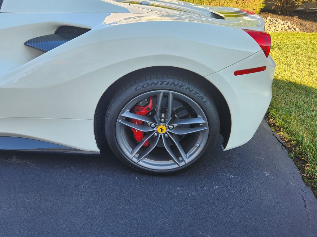 2017 Ferrari 488 Image 4