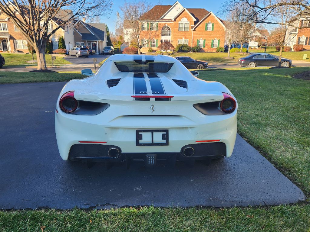 2017 Ferrari 488 Image 7