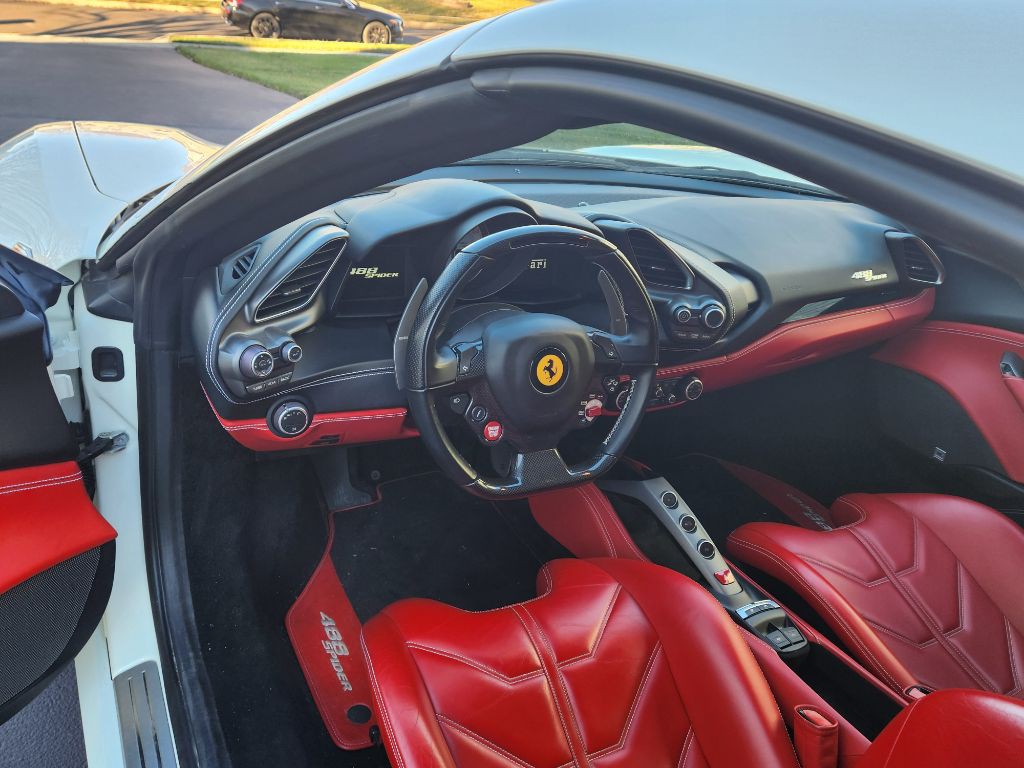 2017 Ferrari 488 Image 22