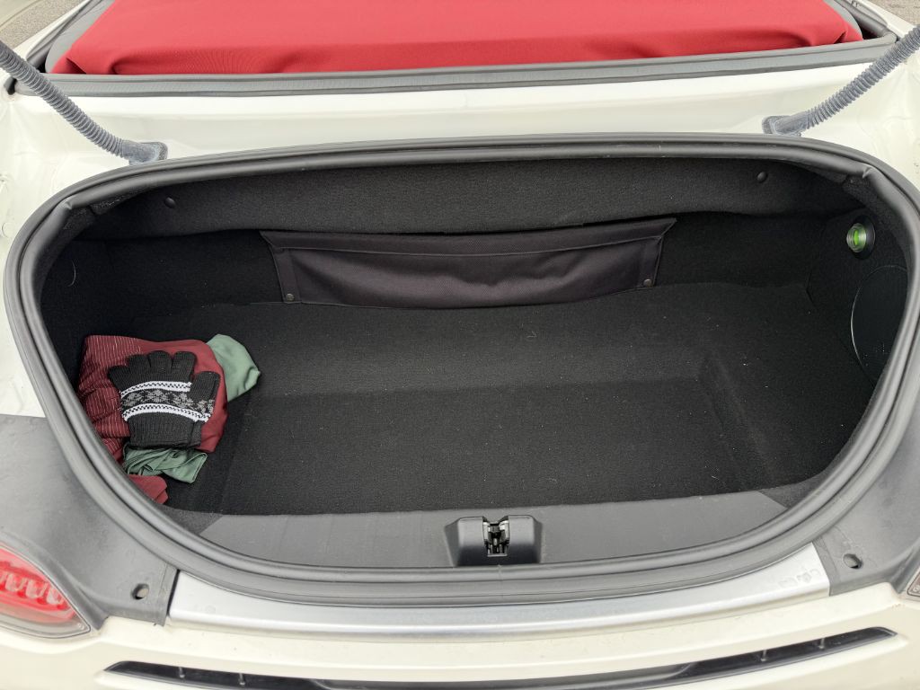 2018 Mercedes-Benz AMG GT Image 12