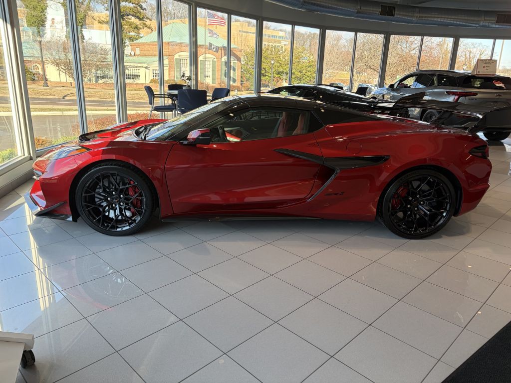 2026 Chevrolet Corvette Image 2