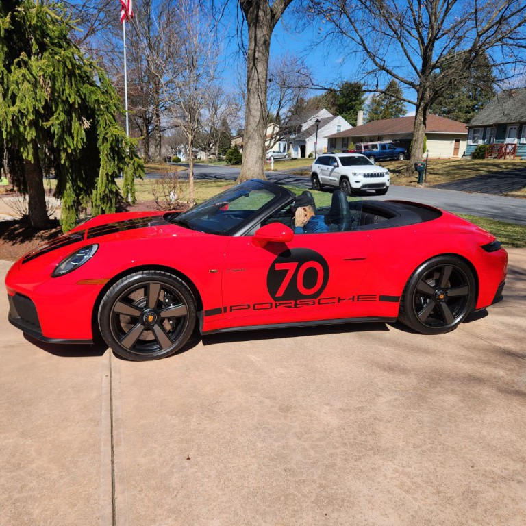 2026 Porsche 911 Image 32