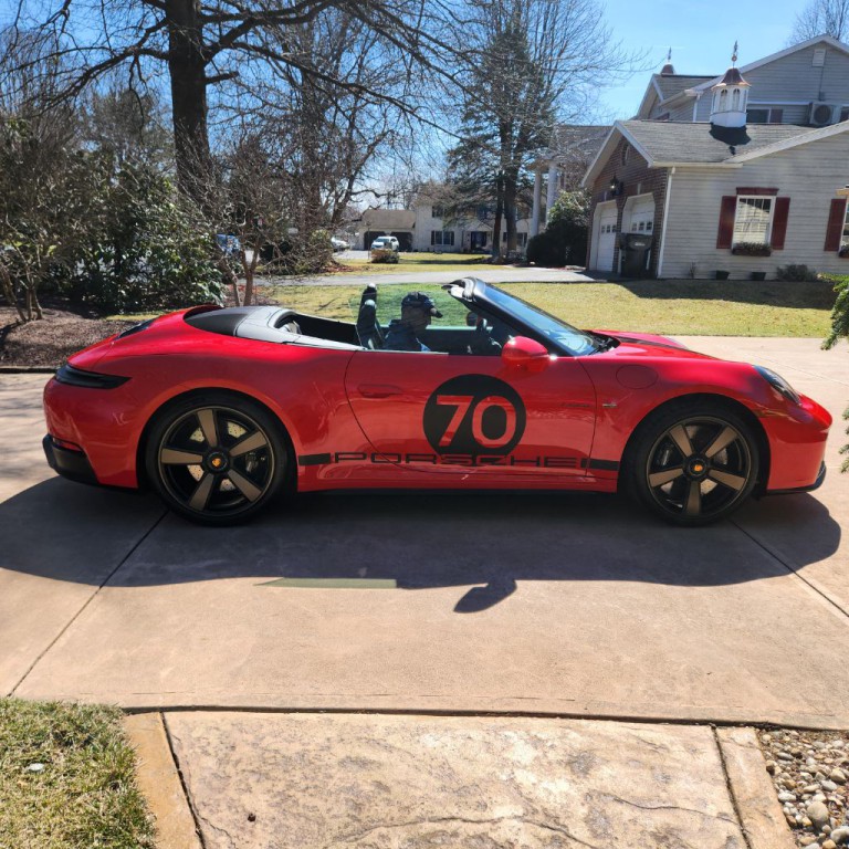 2026 Porsche 911 Image 36