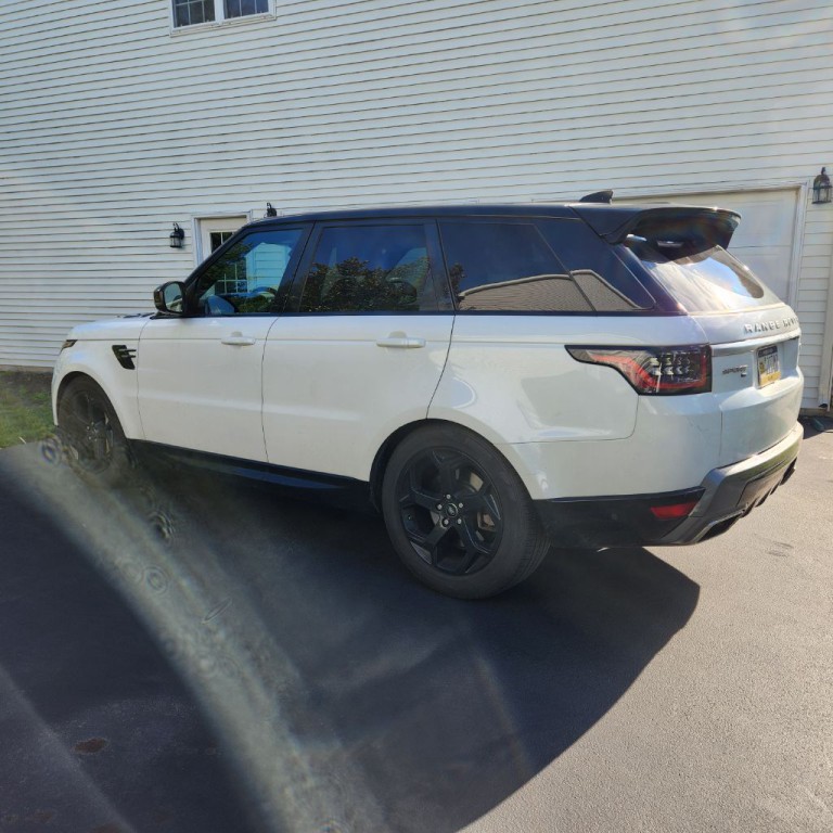 2020 Land Rover Range Rover Sport Image 4