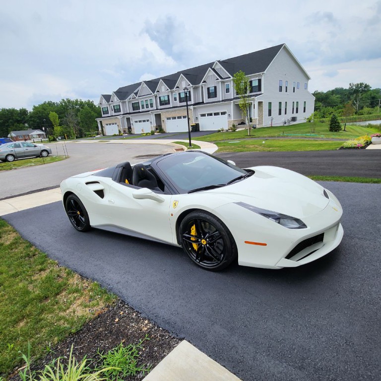 2017 Ferrari 488 Image 8