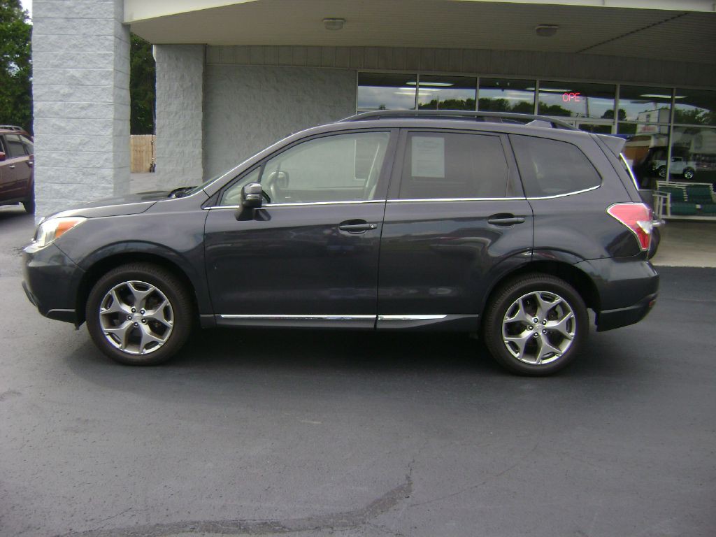 2016 Subaru Forester Image 4