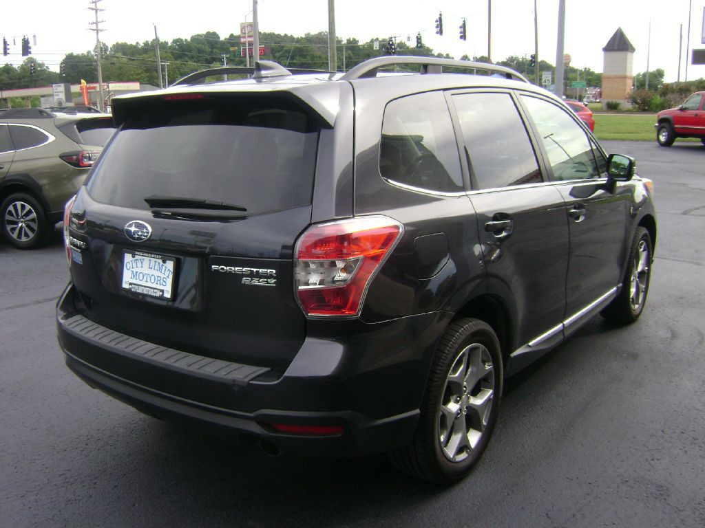 2016 Subaru Forester Image 7