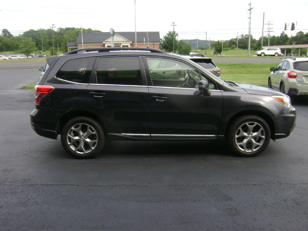 2016 Subaru Forester Image 8