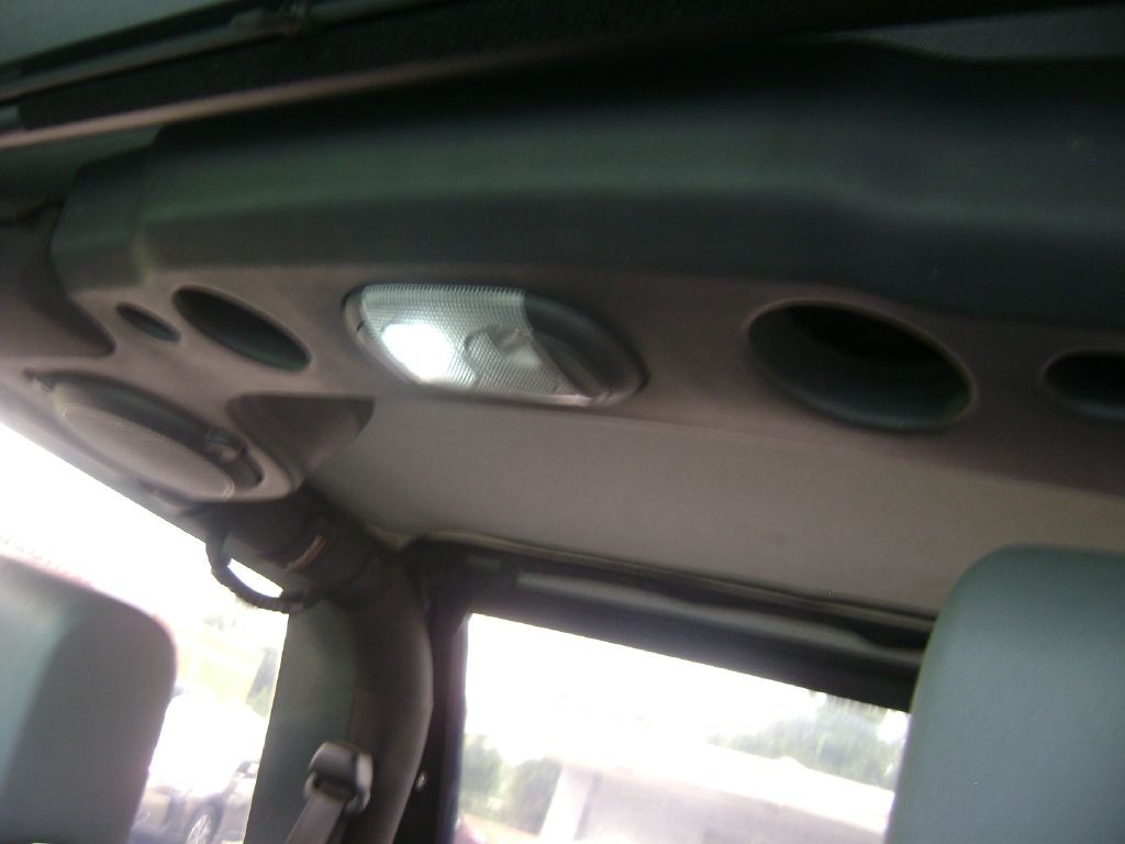 2010 Jeep Wrangler Image 15