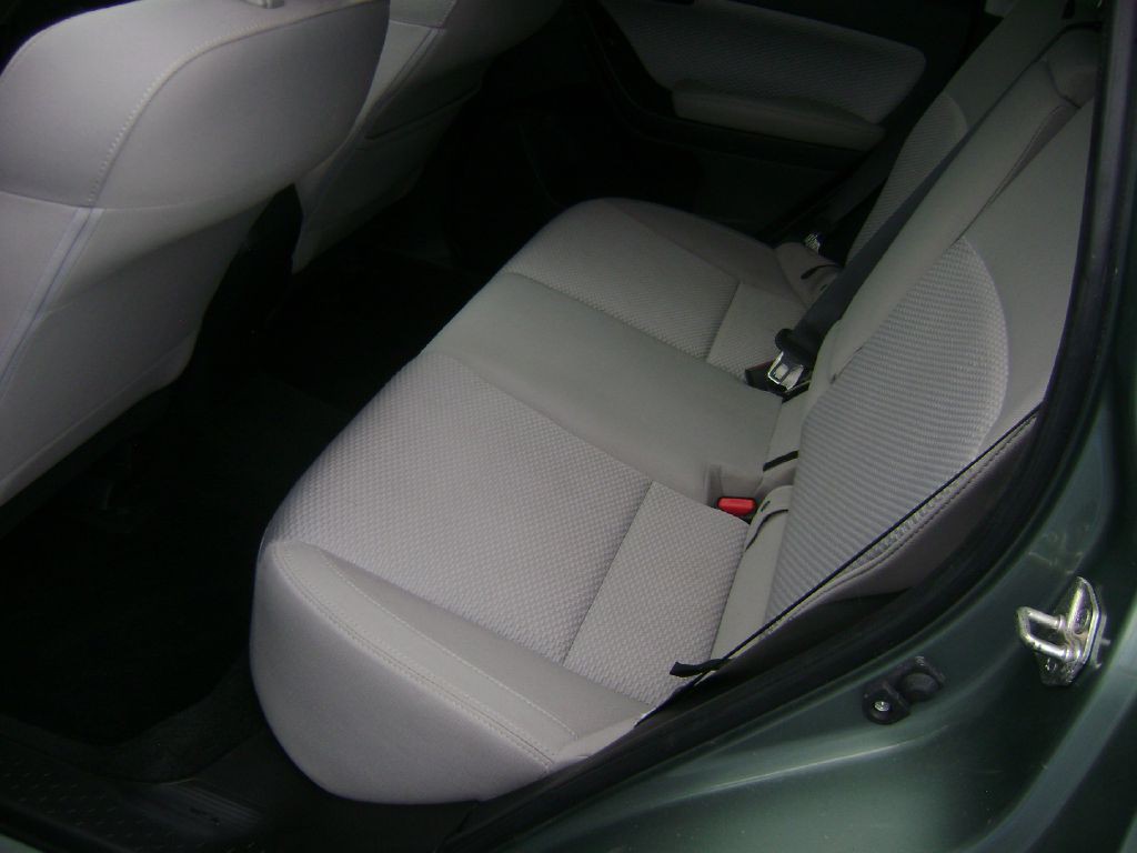 2017 Subaru Forester Image 12