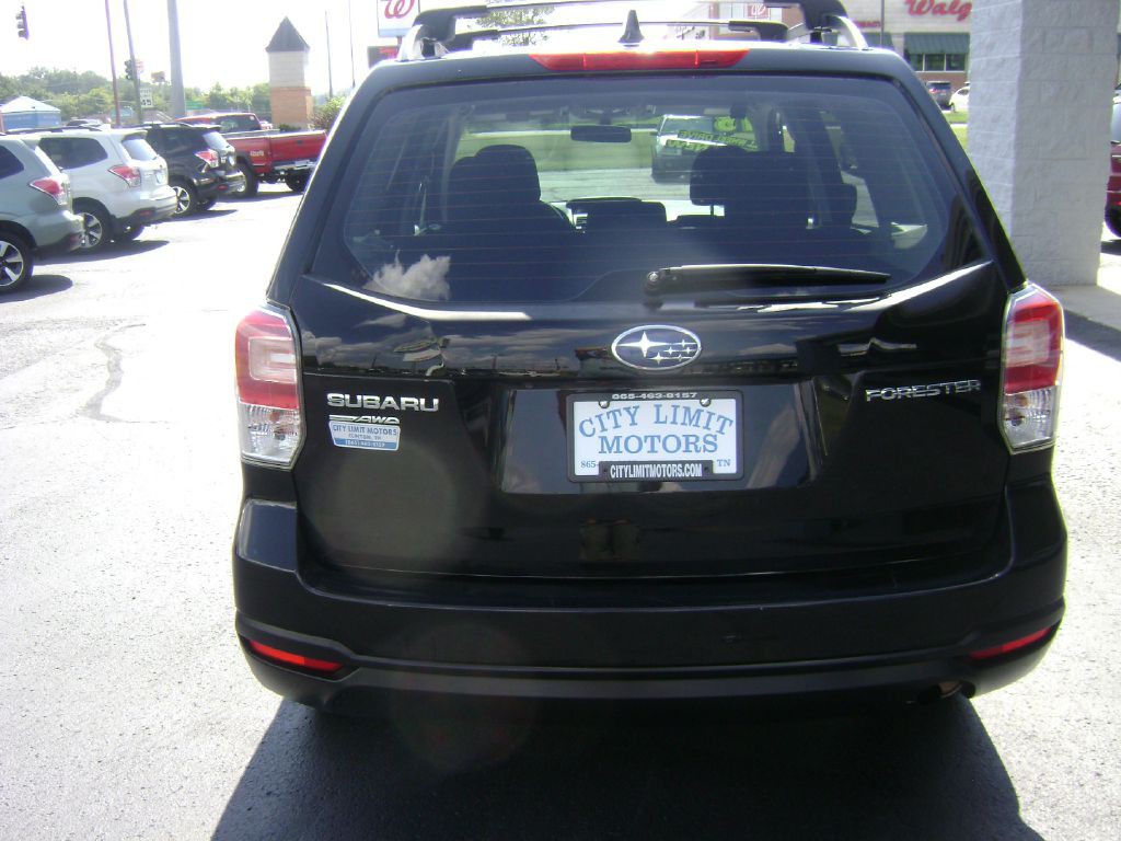 2018 Subaru Forester Image 6