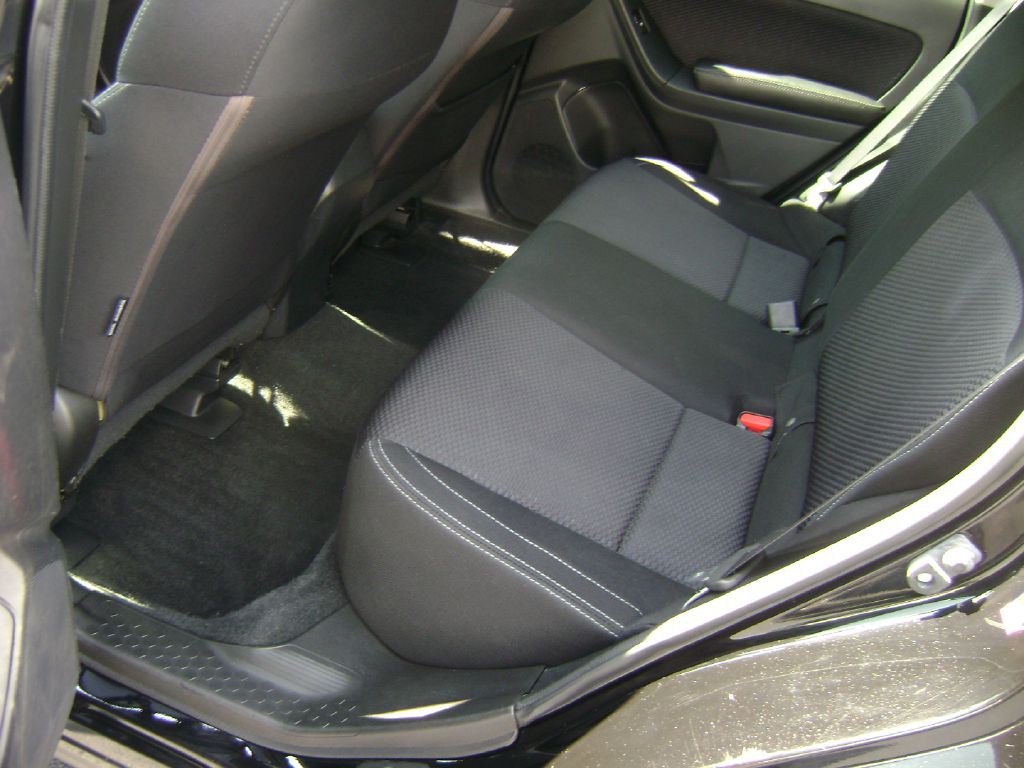 2018 Subaru Forester Image 12