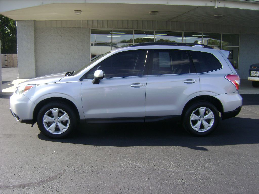 2016 Subaru Forester Image 4