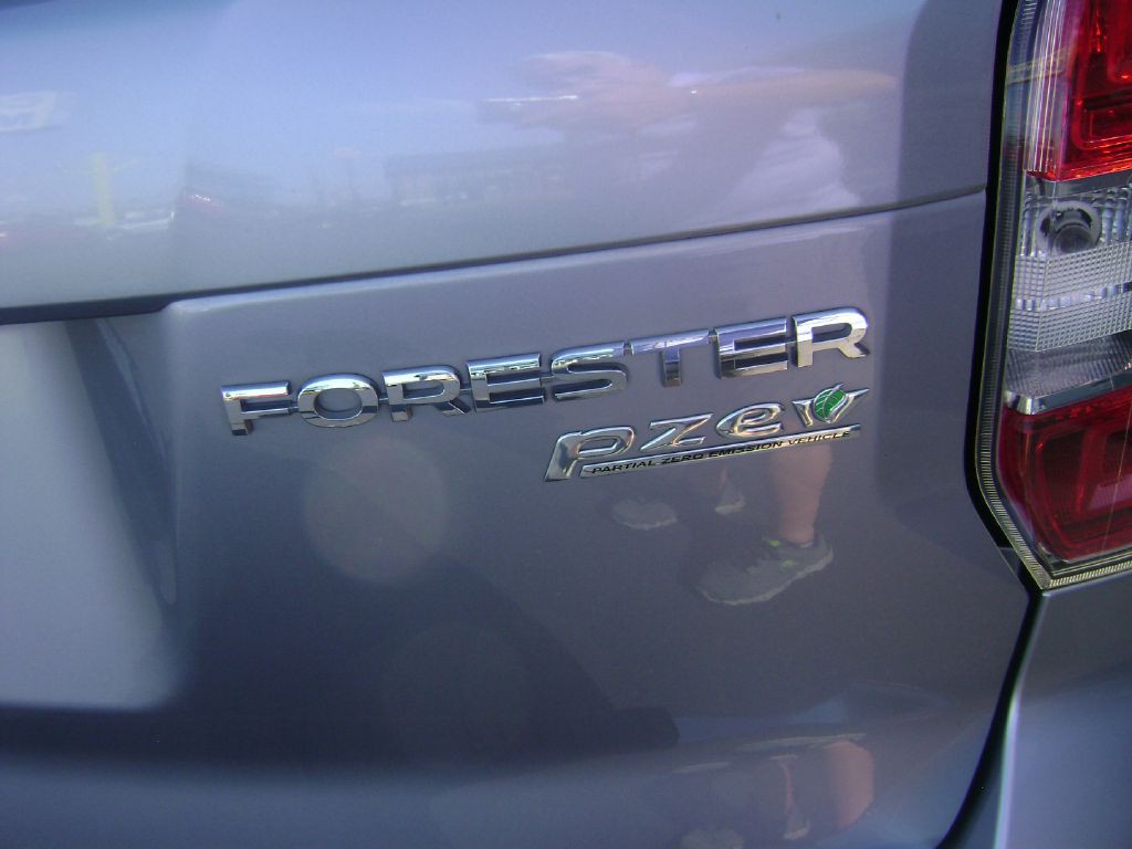 2016 Subaru Forester Image 18